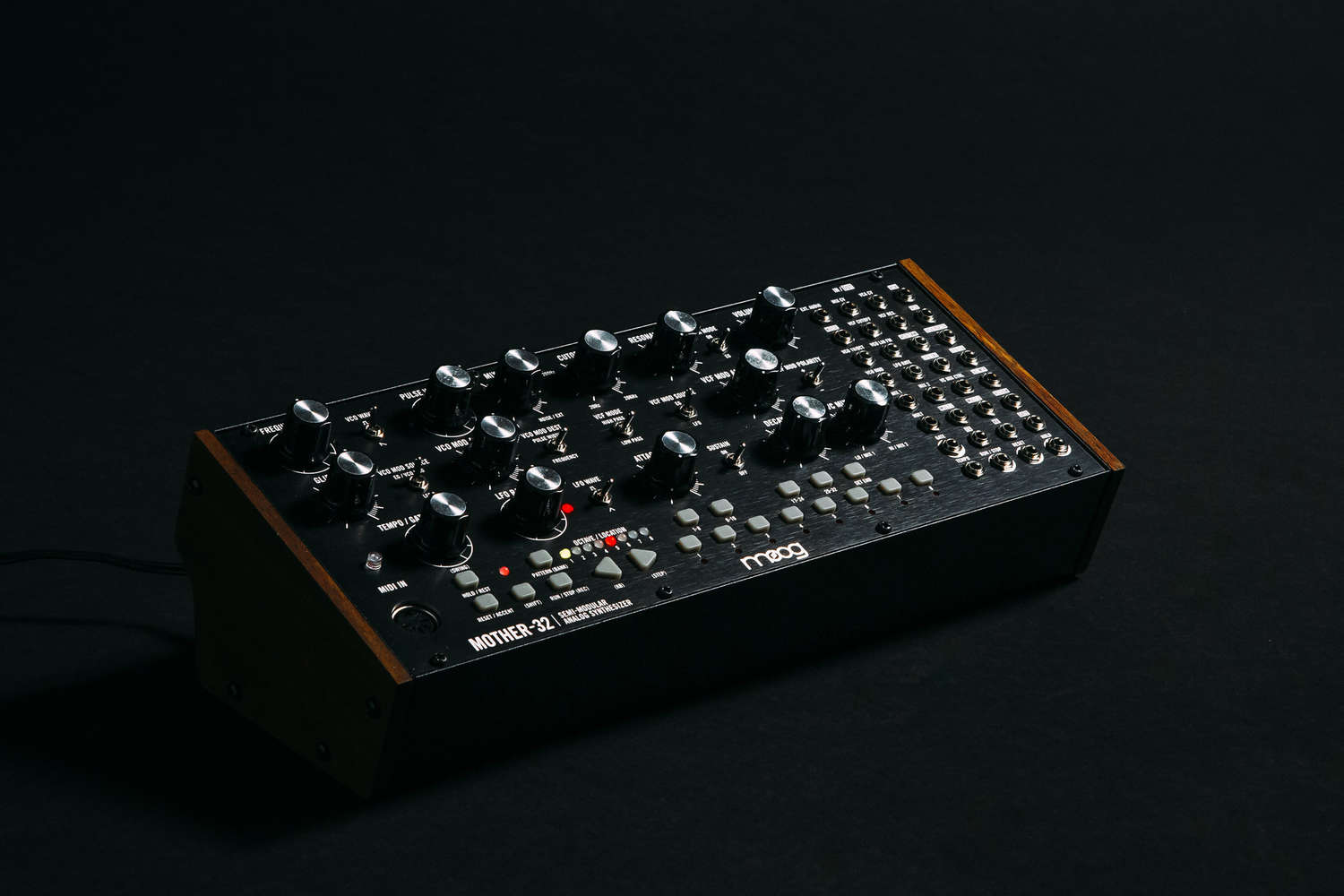 MOOG Mother-32 - Semi Modular Analog Synthesizer