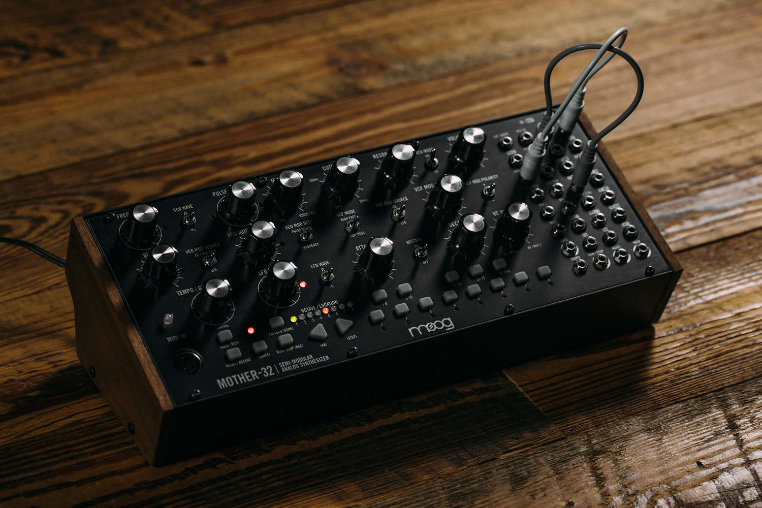 MOOG Mother-32 - Semi Modular Analog Synthesizer