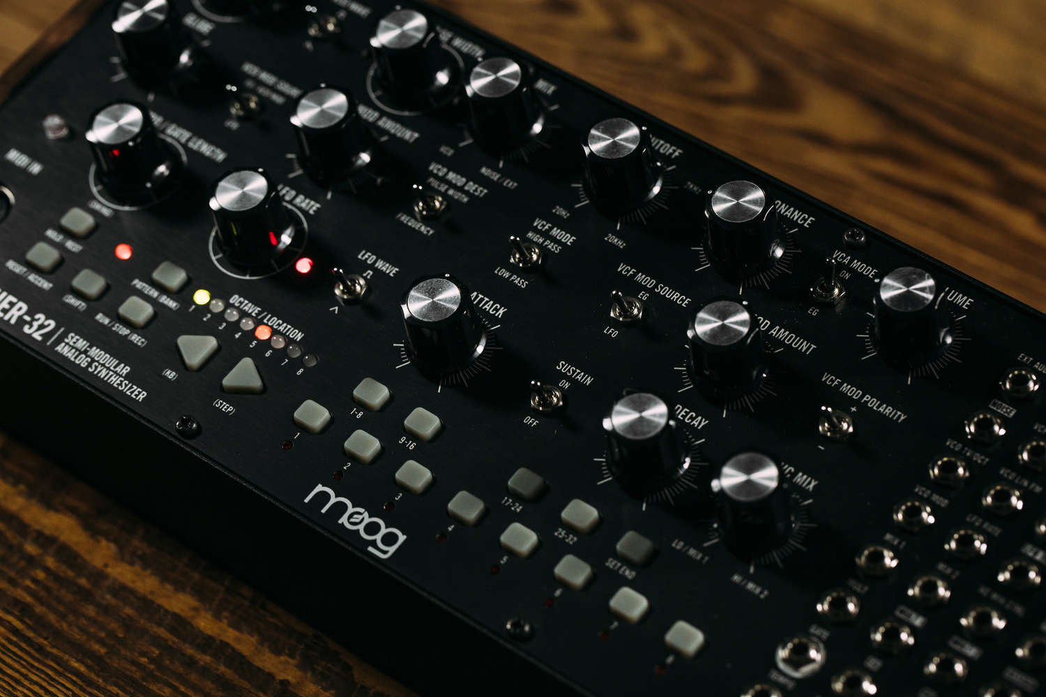 MOOG Mother-32 - Semi Modular Analog Synthesizer