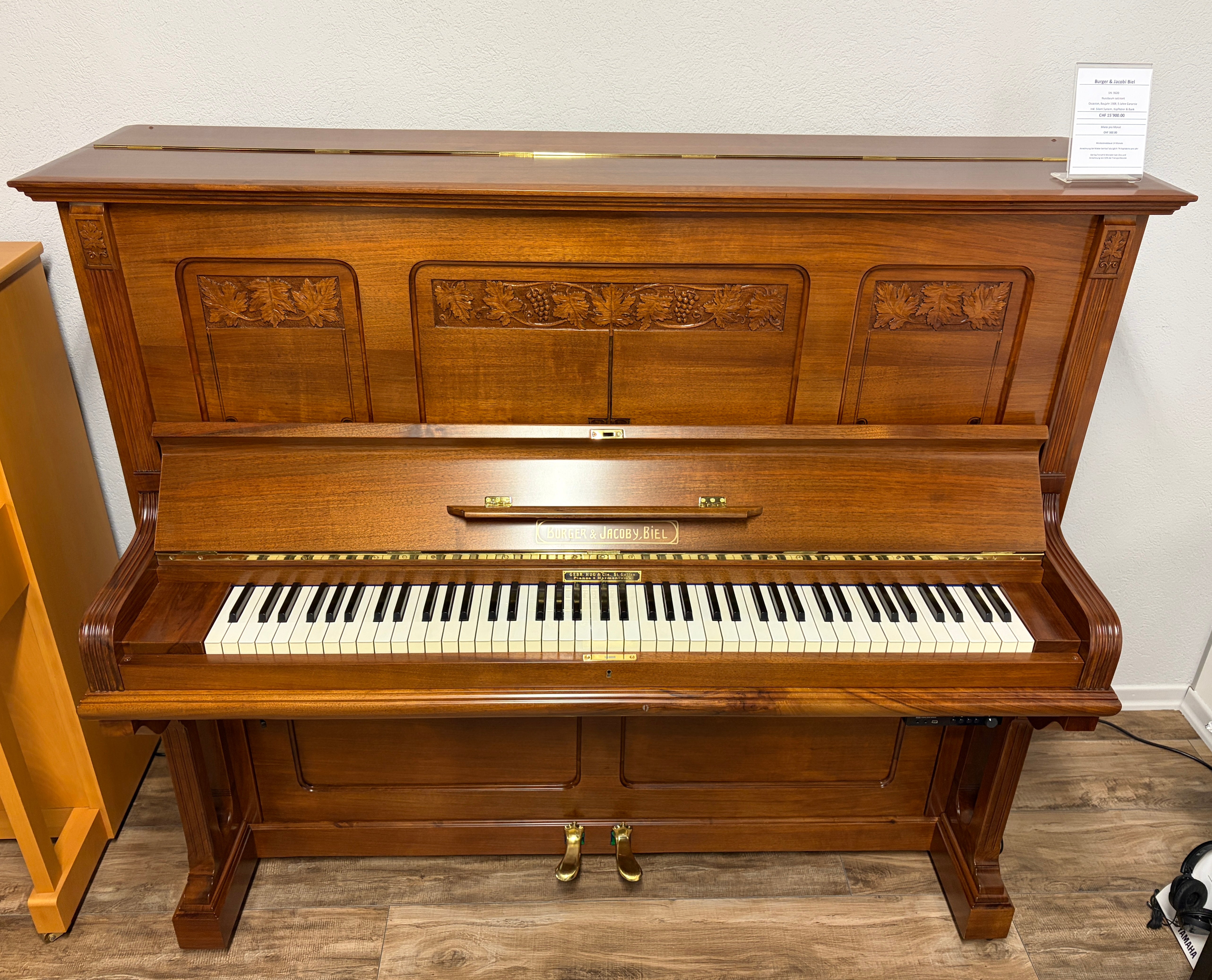 BURGER & JACOBI BIEL Nussbaum Silent-Piano Occasion