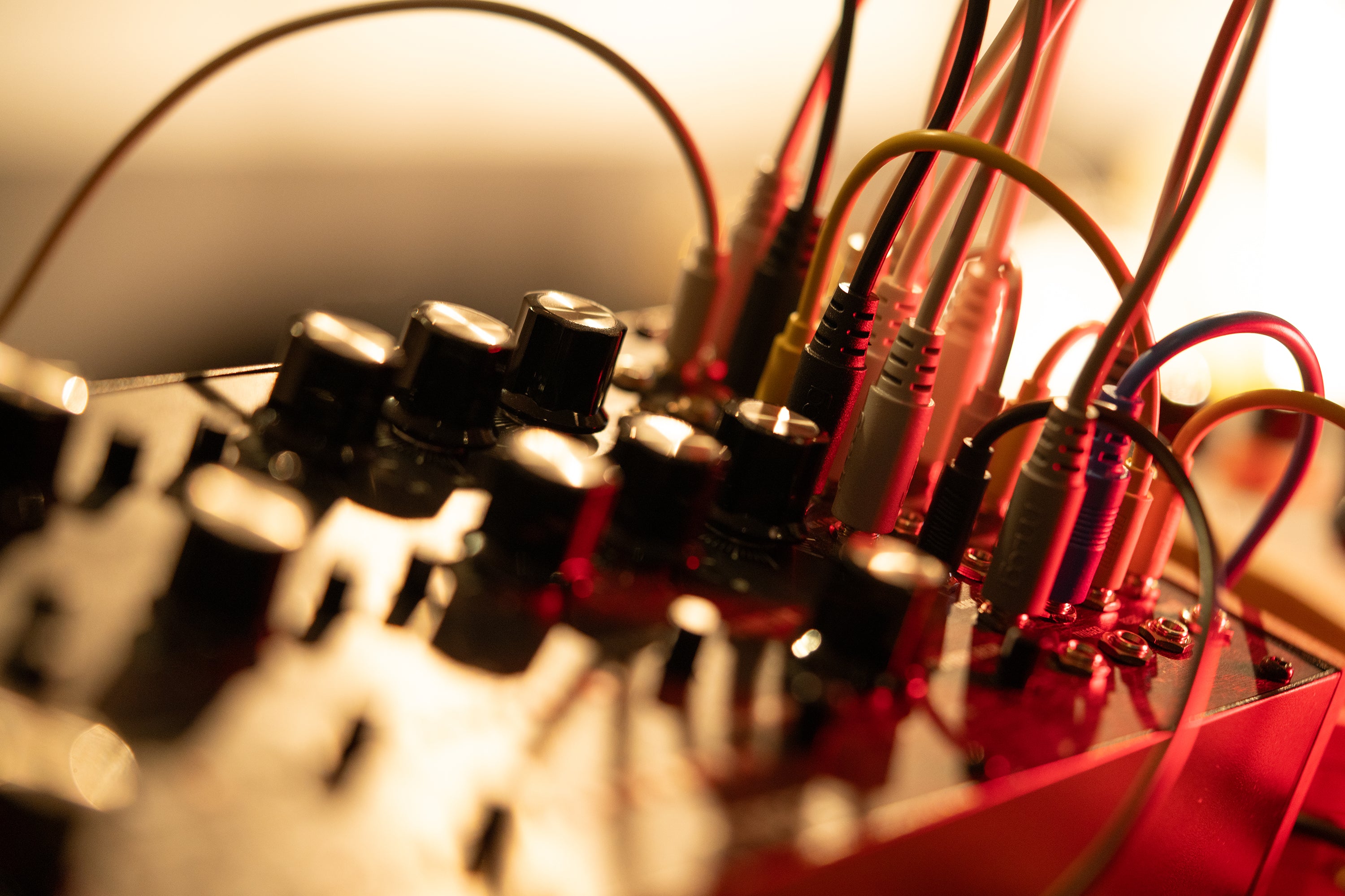 MOOG Labyrinth - Parallel Generative Analog Synthesizer