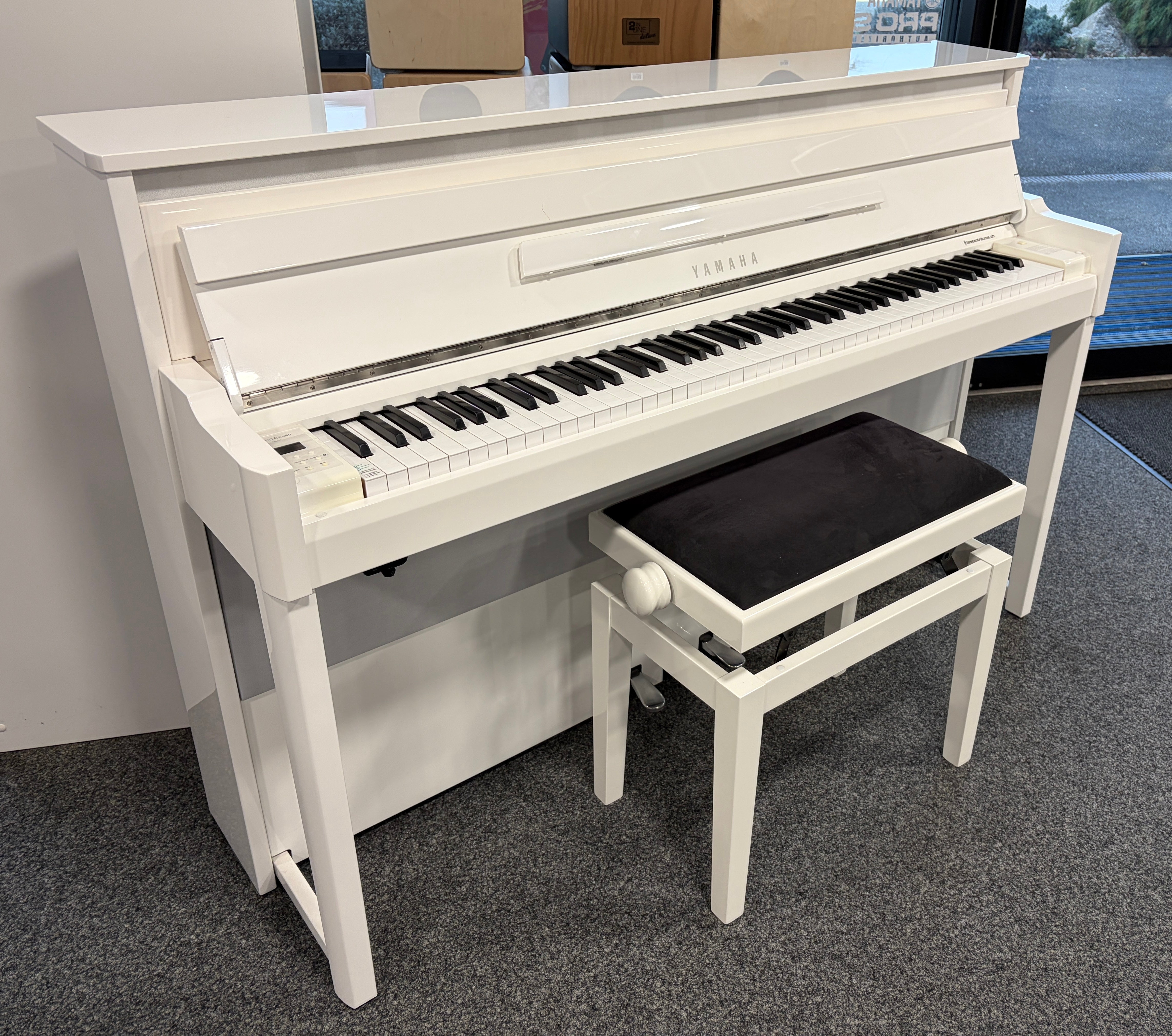 YAMAHA AVANTGRAND NU-1X PWH Hybrid-Piano Occasion
