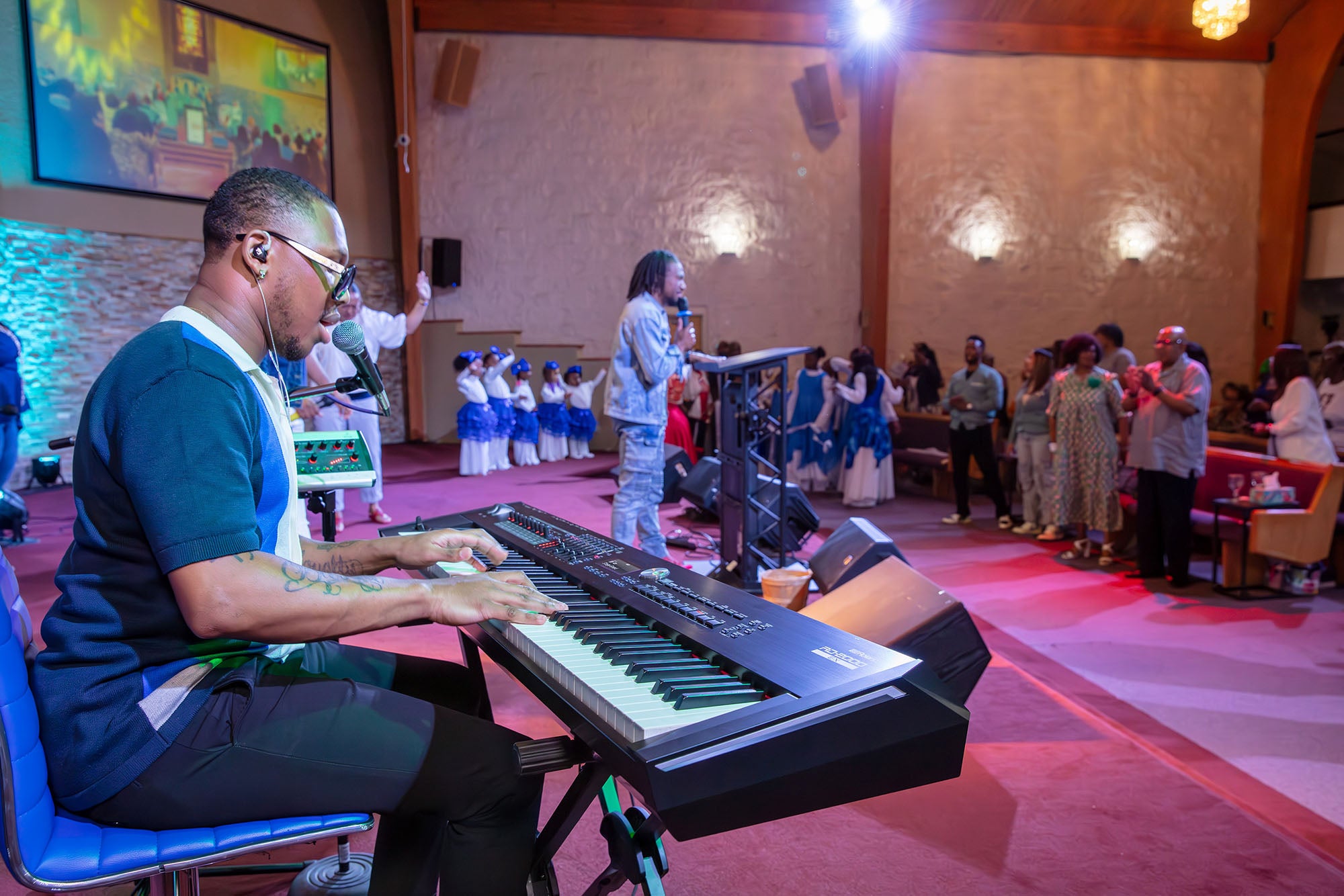 ROLAND RD-2000 EX Stagepiano