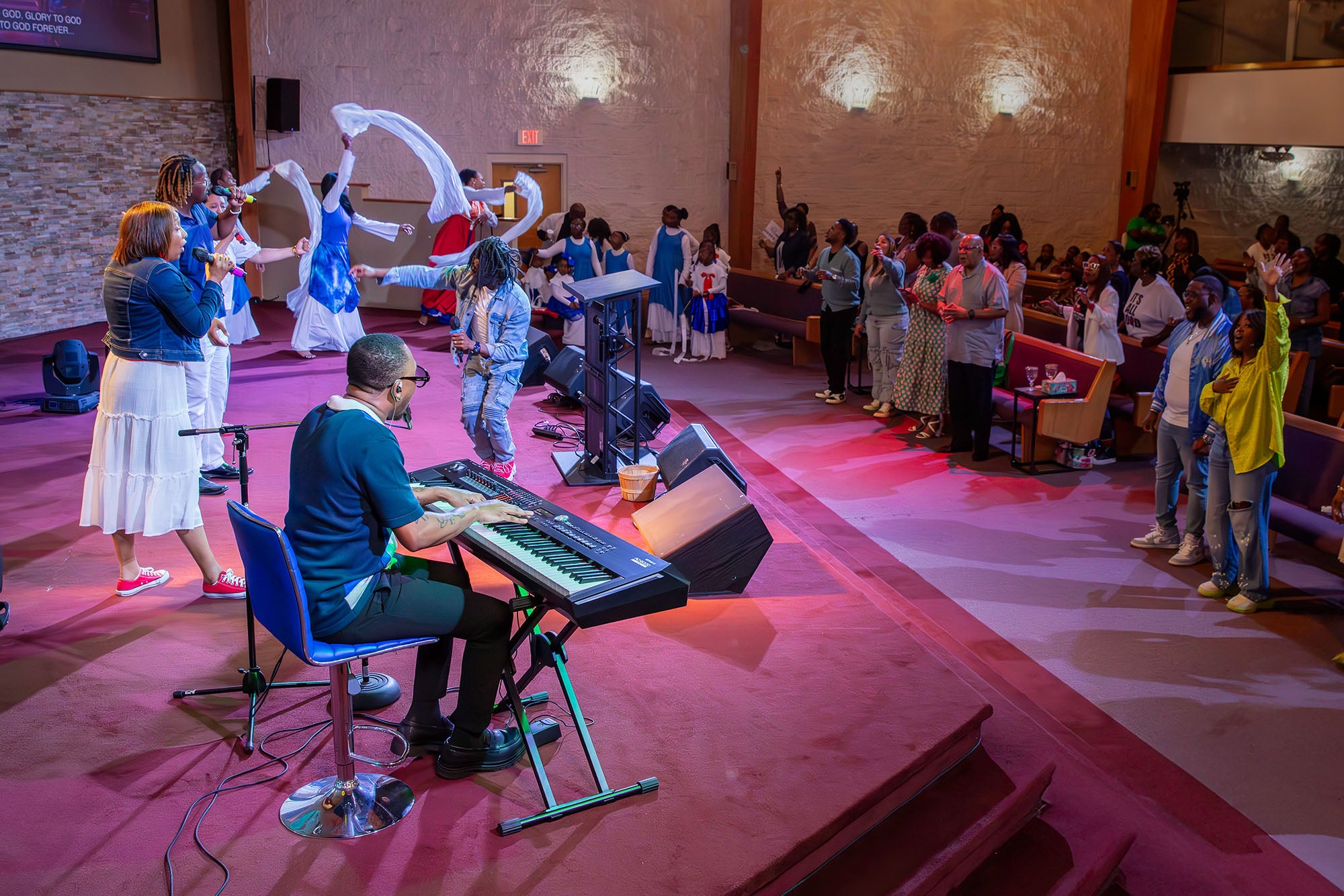 ROLAND RD-2000 EX Stagepiano