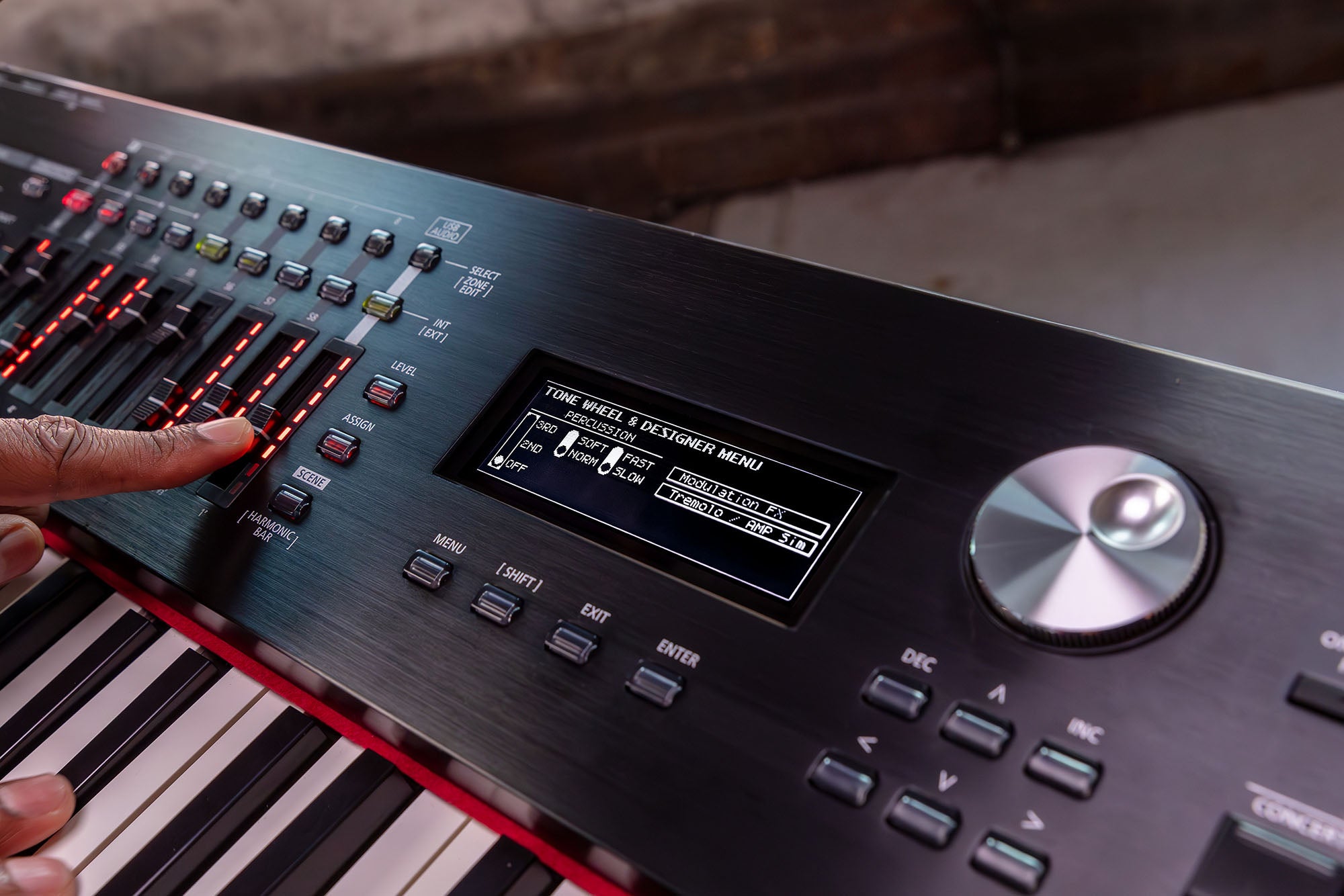 ROLAND RD-2000 EX Stagepiano