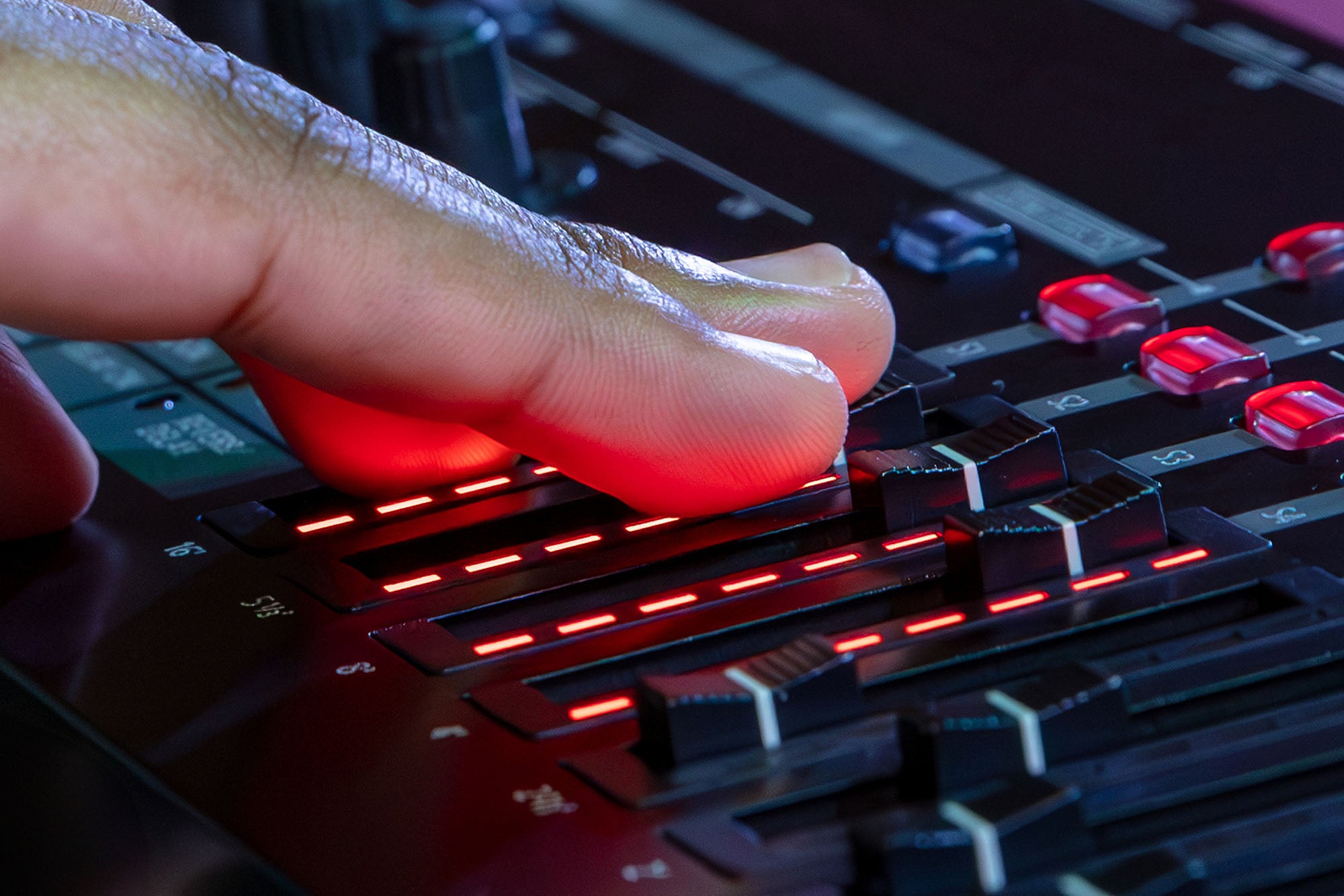 ROLAND RD-2000 EX Stagepiano