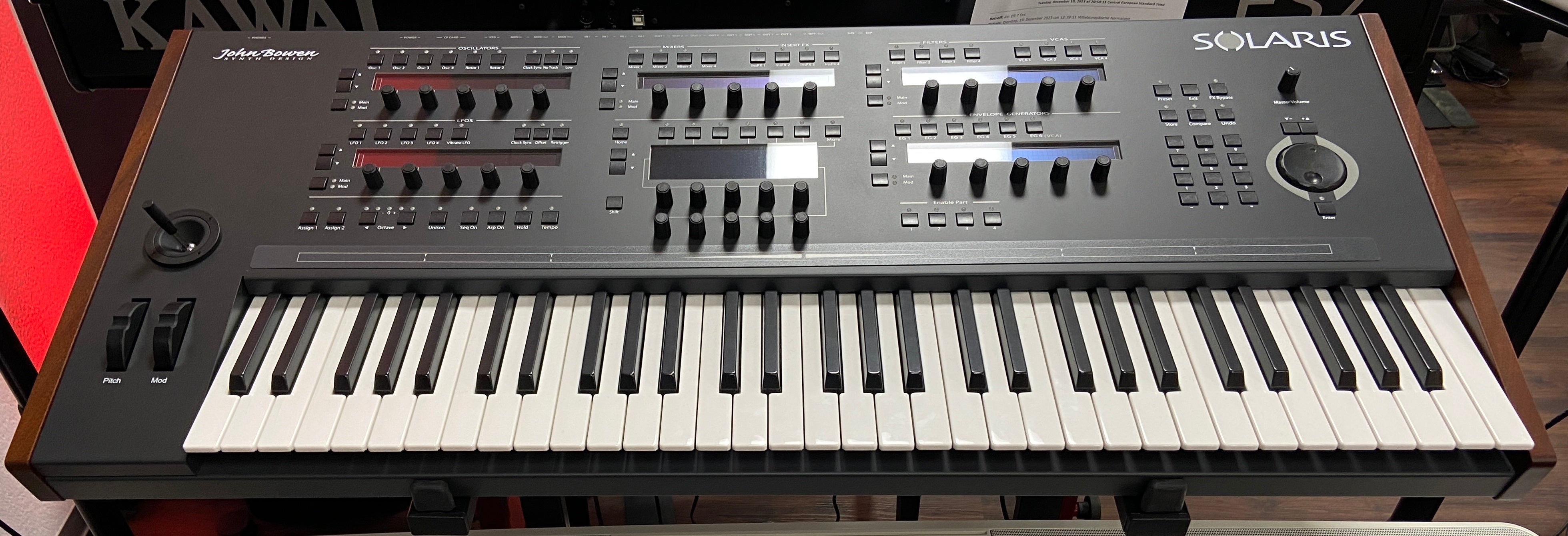 JOHN BOWEN Solaris Synthesizer Occasion