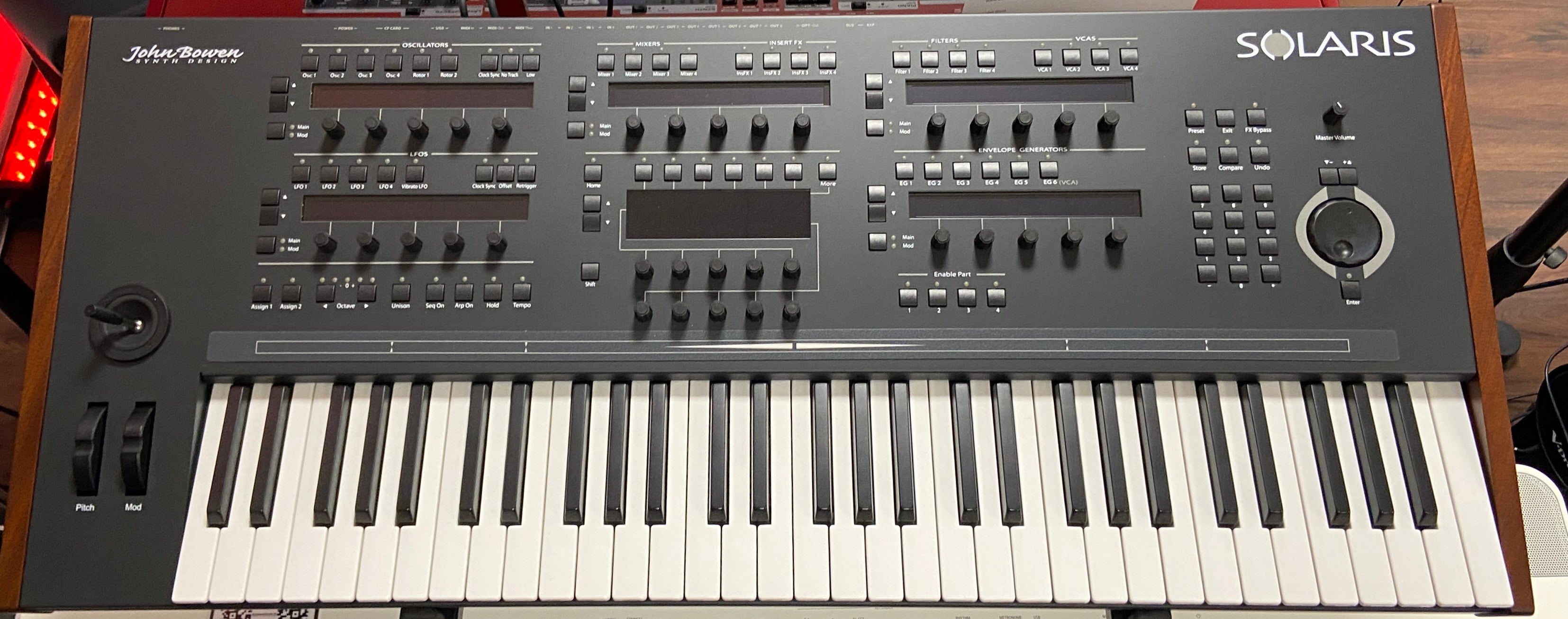 JOHN BOWEN Solaris Synthesizer Occasion