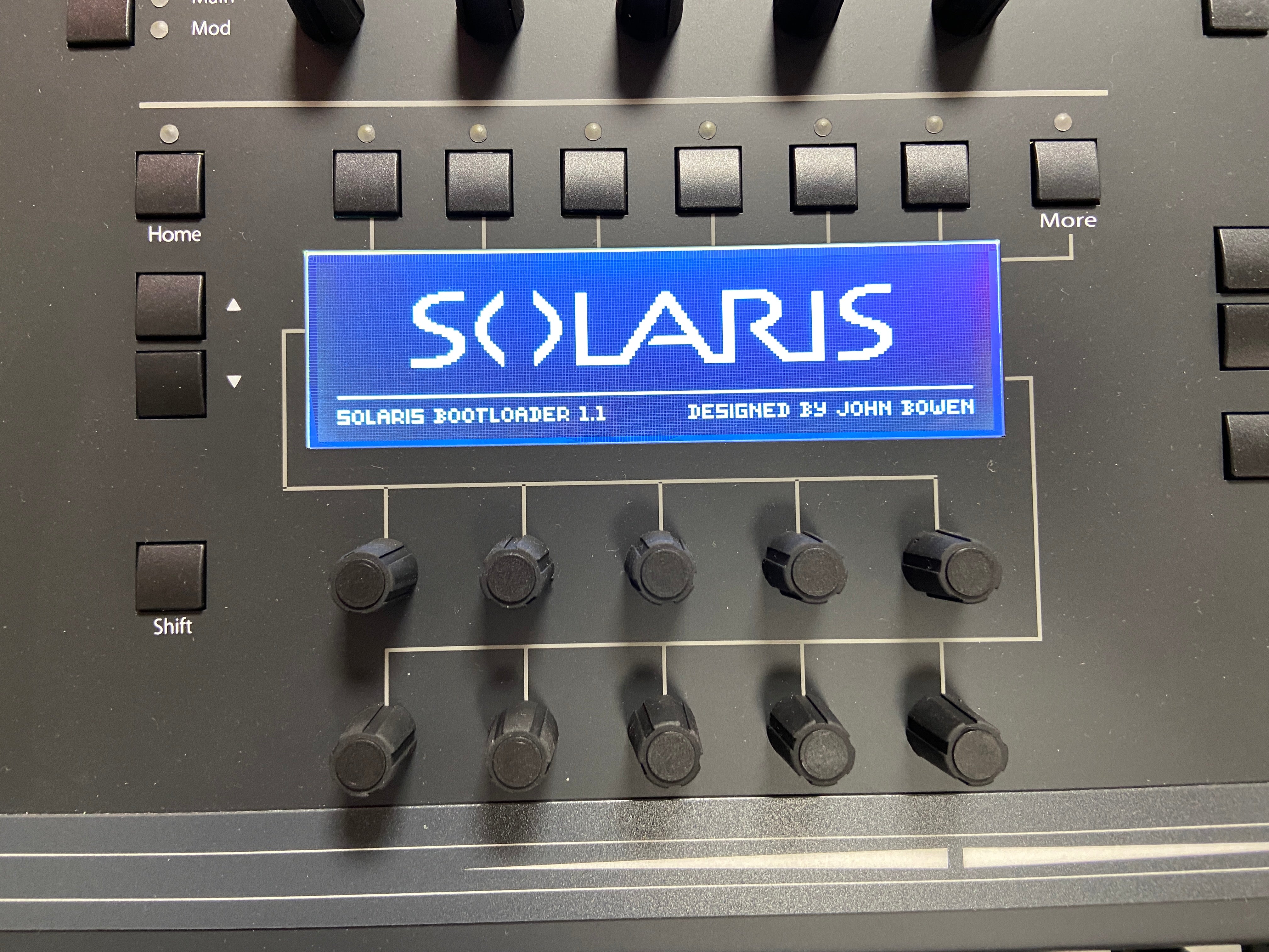 JOHN BOWEN Solaris Synthesizer Occasion