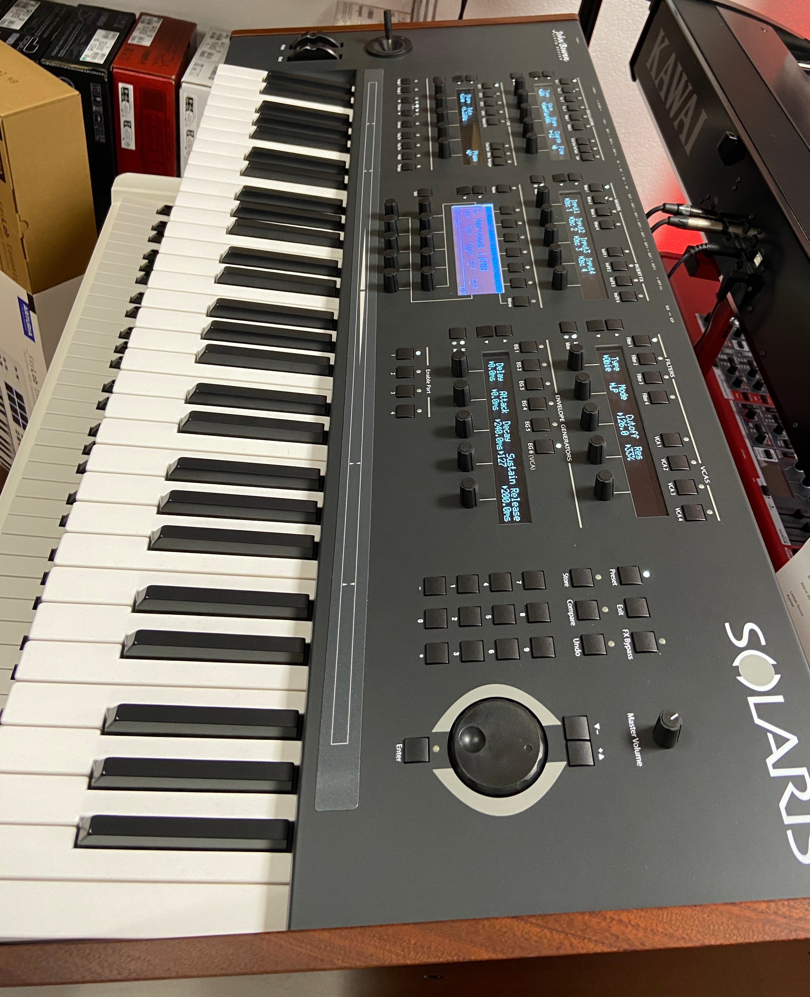 JOHN BOWEN Solaris Synthesizer Occasion