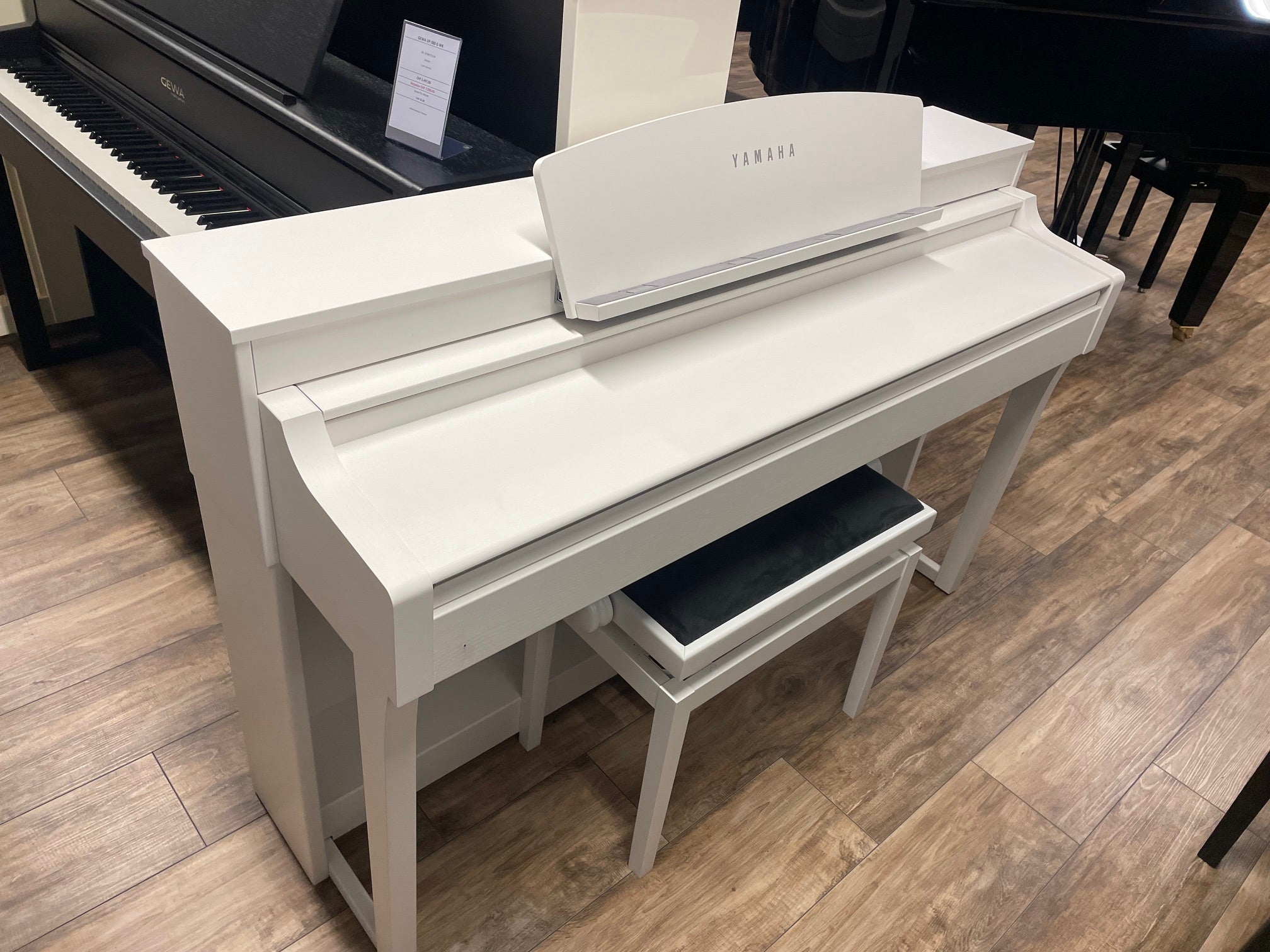 YAMAHA Clavinova CSP-150 WH Digitalpiano Occasion