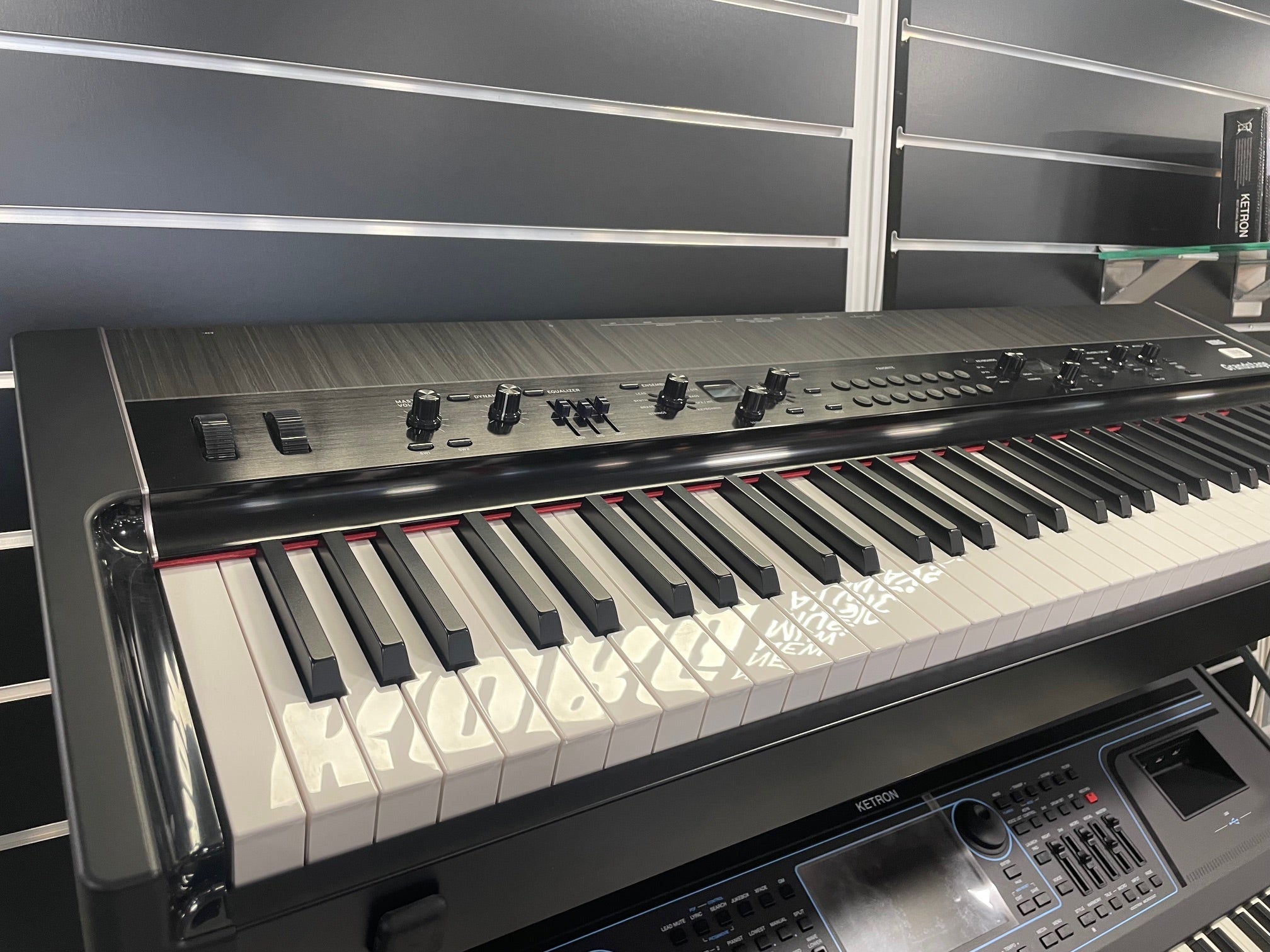 KORG GrandStage 73 Stagepiano