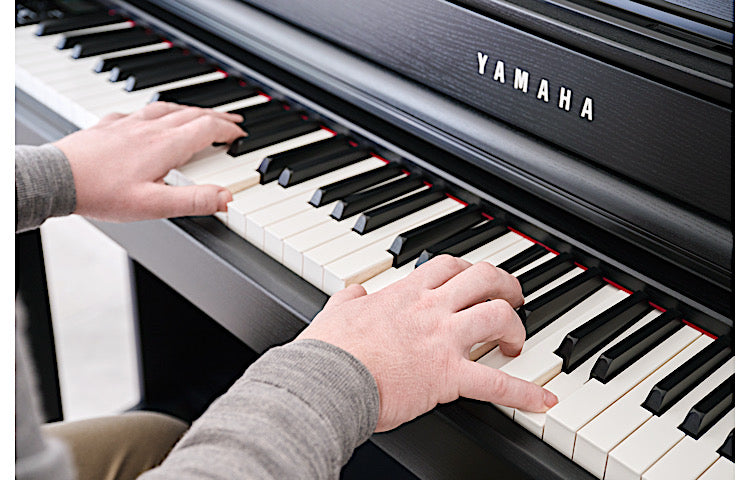 YAMAHA Clavinova CLP-845 Digitalpiano
