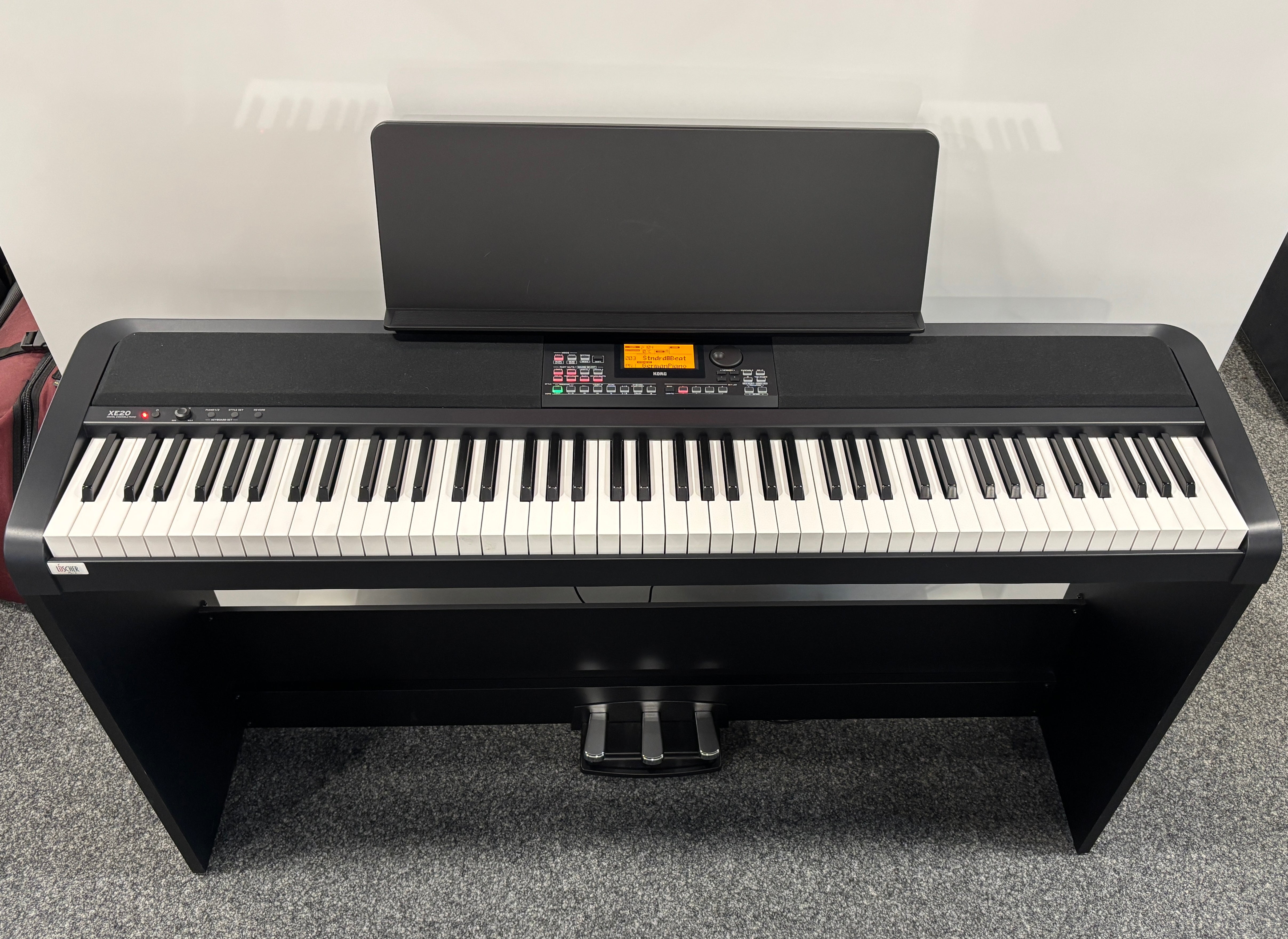 KORG XE20 SP Digital Ensemble Piano Ausstellungsmodell