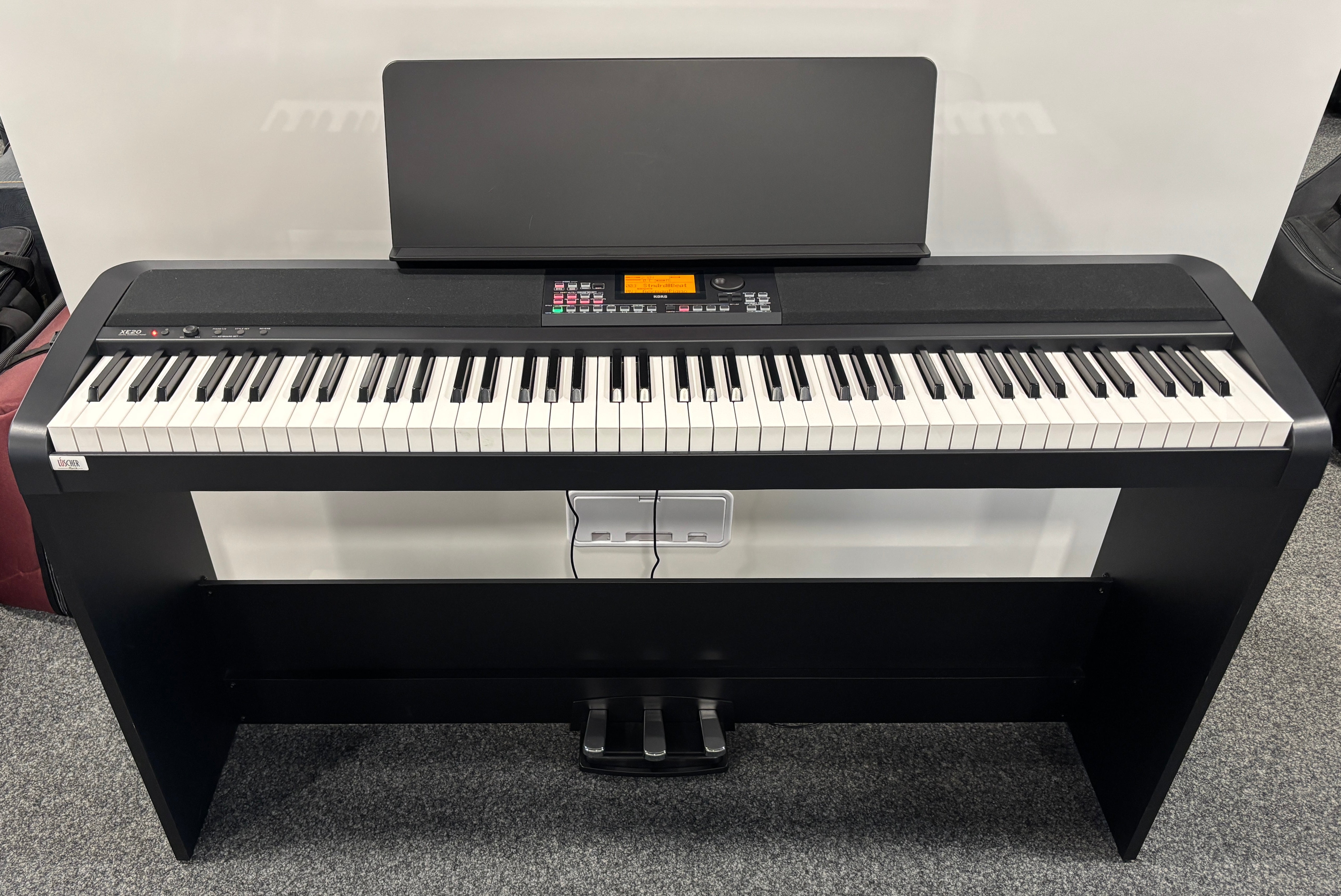 KORG XE20 SP Digital Ensemble Piano Ausstellungsmodell