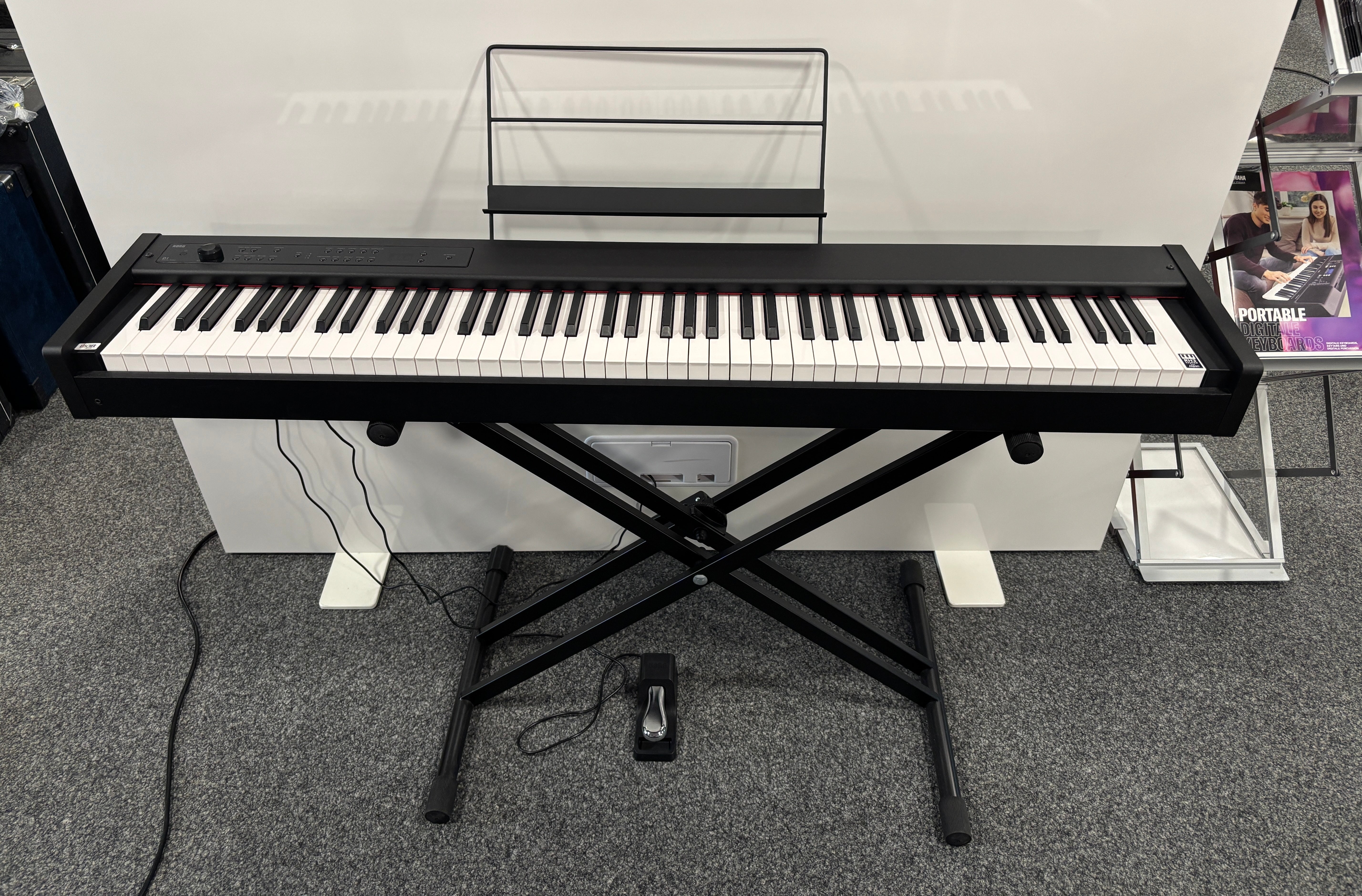 KORG D1 Digital Piano Ausstellungsmodell