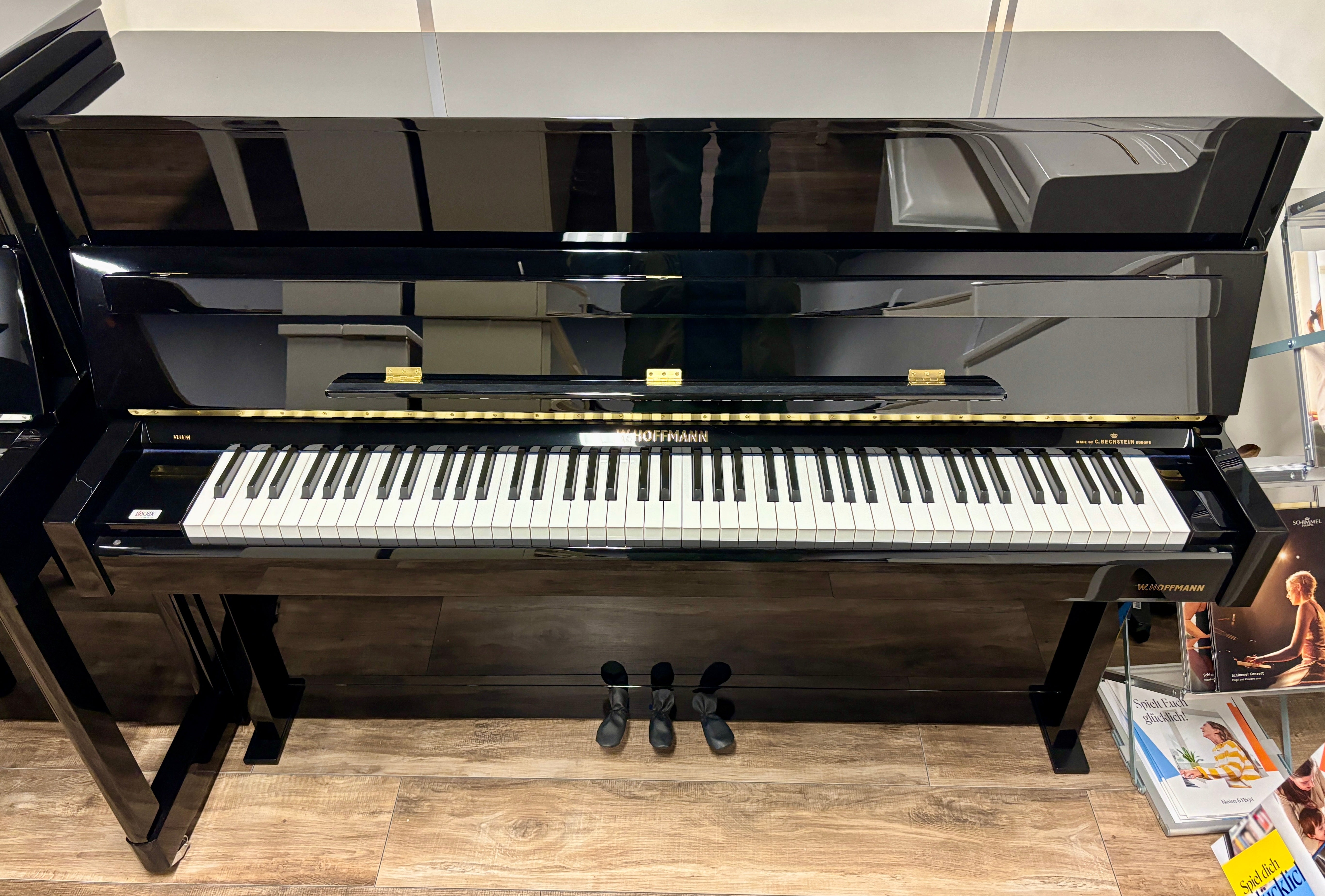 W.HOFFMANN Vision V2 PE Akustik-Piano schwarz poliert
