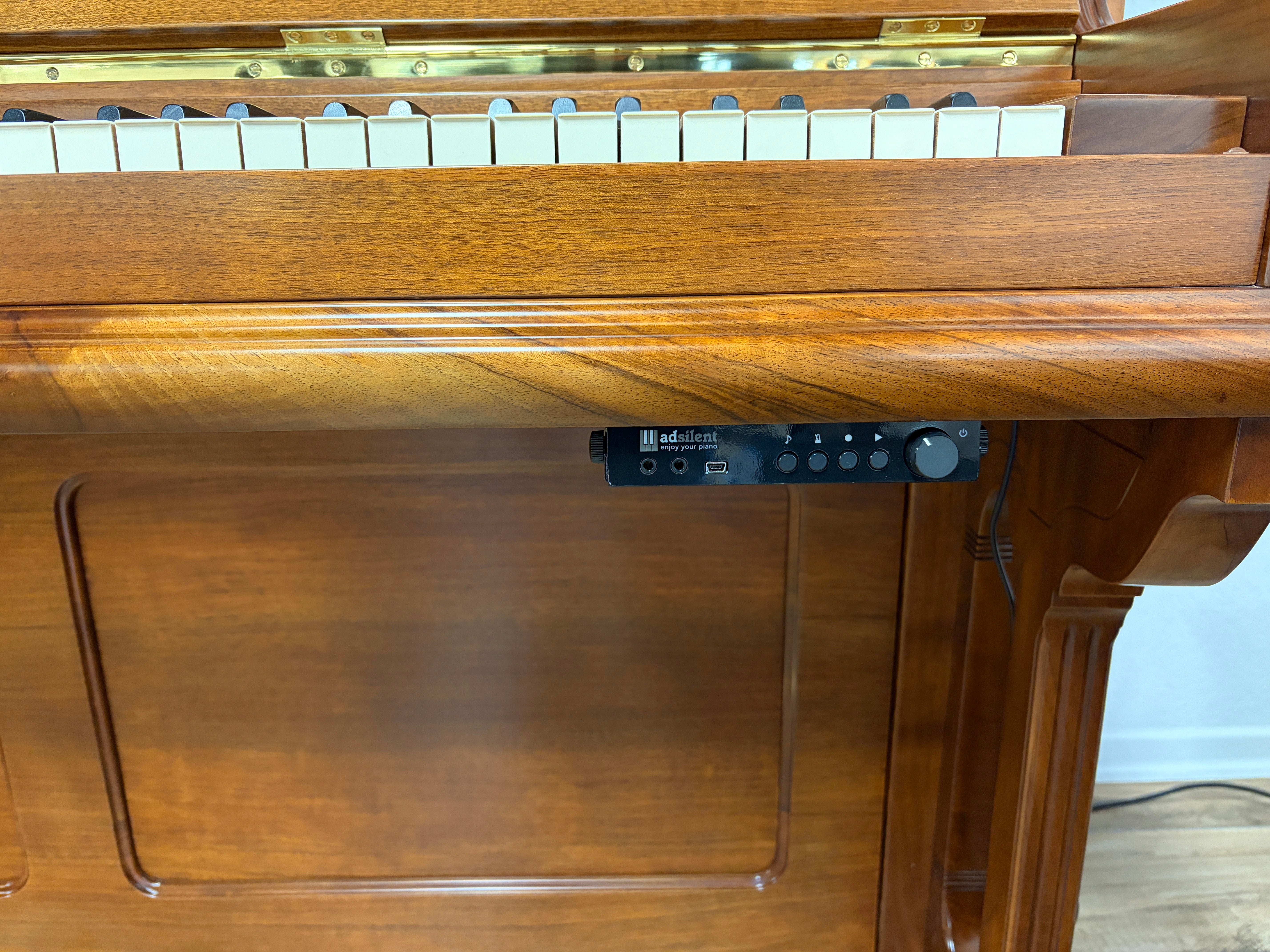 BURGER & JACOBI BIEL Nussbaum Silent-Piano Occasion