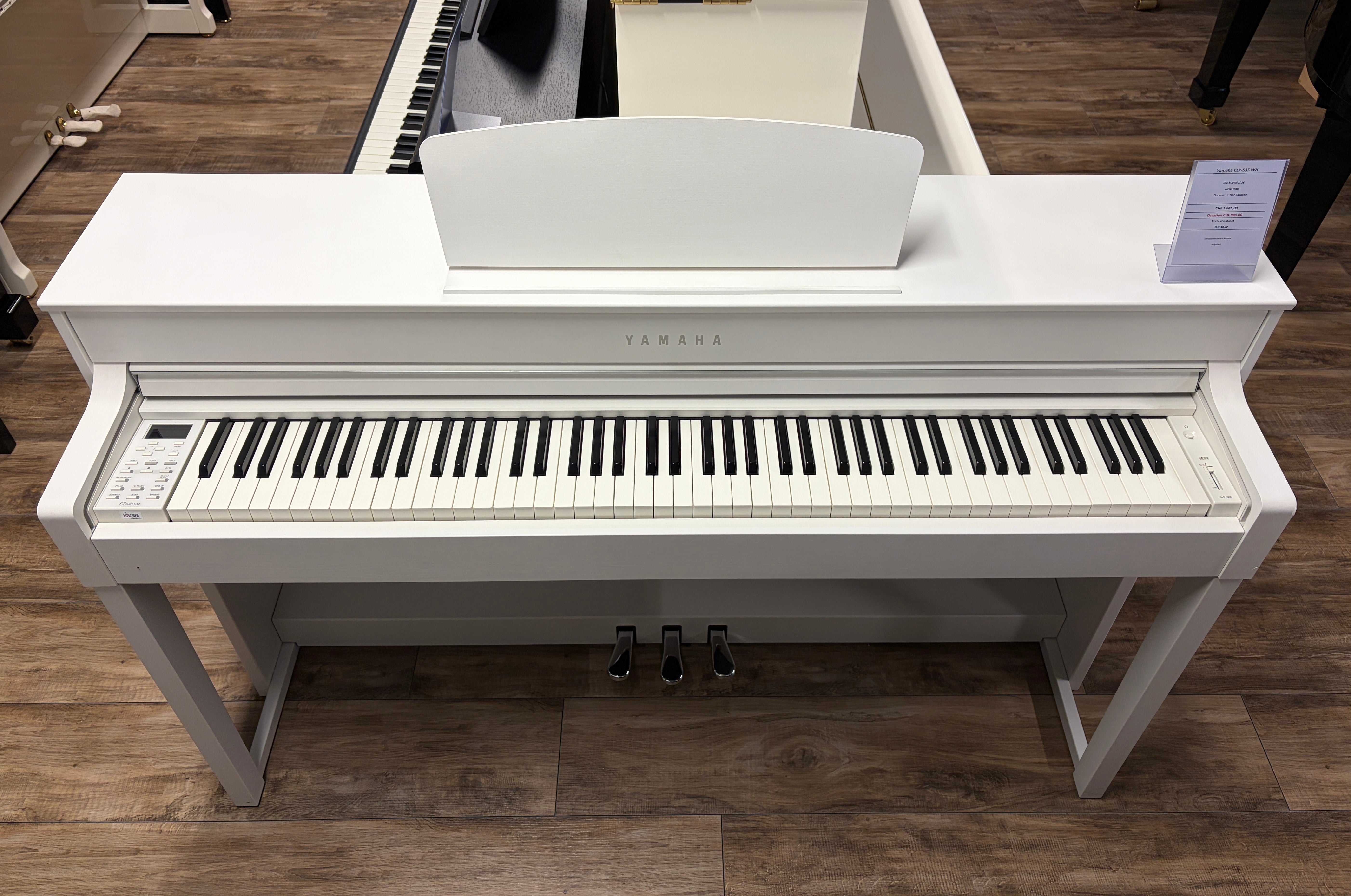 YAMAHA Clavinova CLP-535 WH Digitalpiano Occasion
