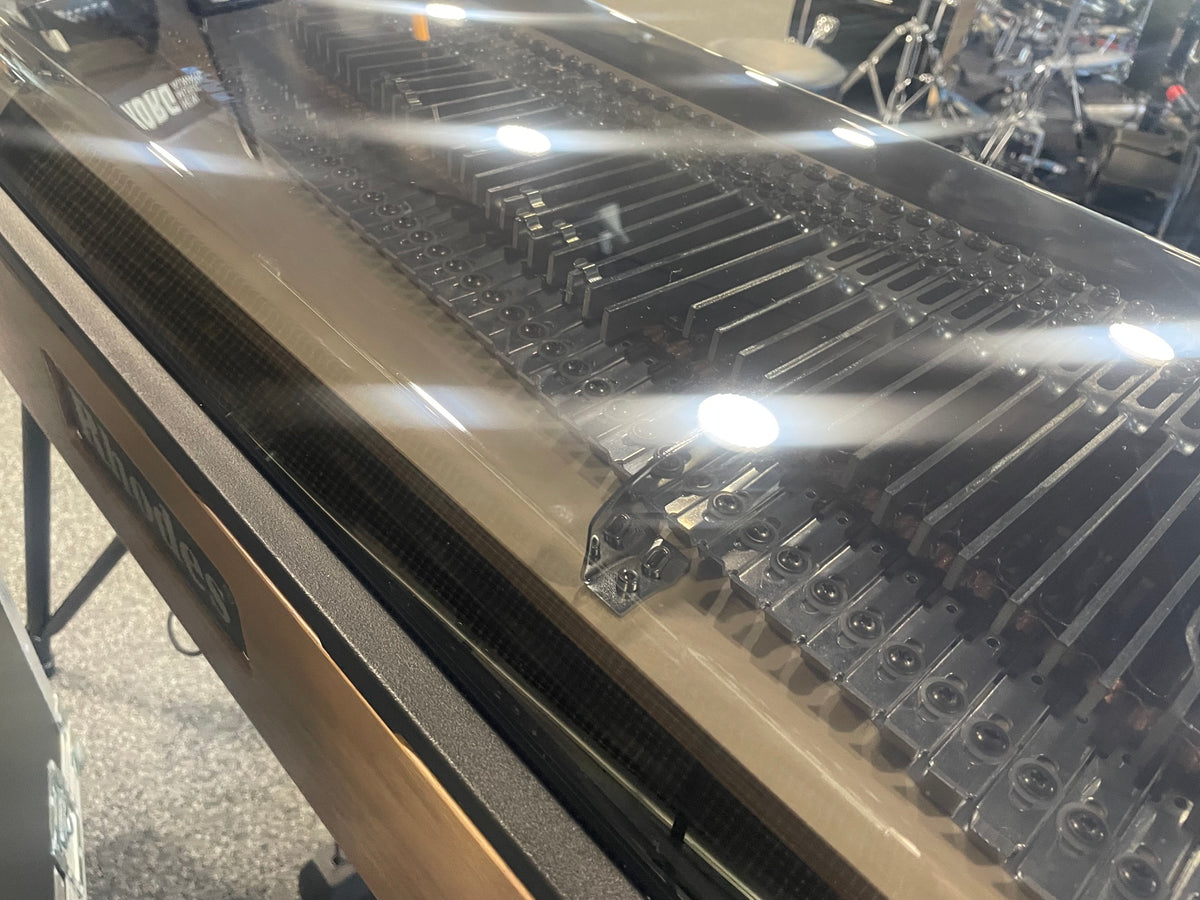 RHODES MK8 SMOKED LID MIT FX PANEL SILVER MIDI CHASSIS AUS WALNUSSHOLZ SCHWARZE FRONTPLATTE