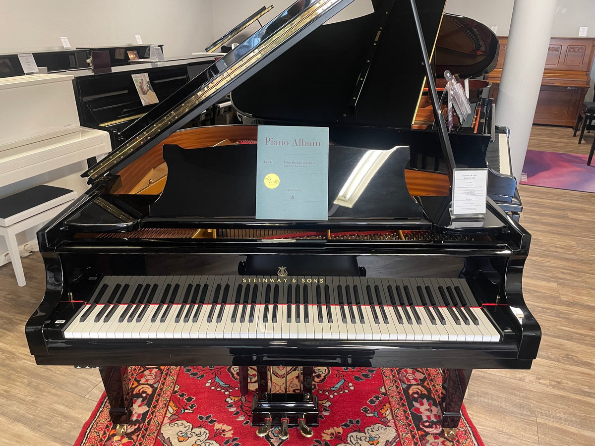 STEINWAY & SONS O-180 Flügel Occasion